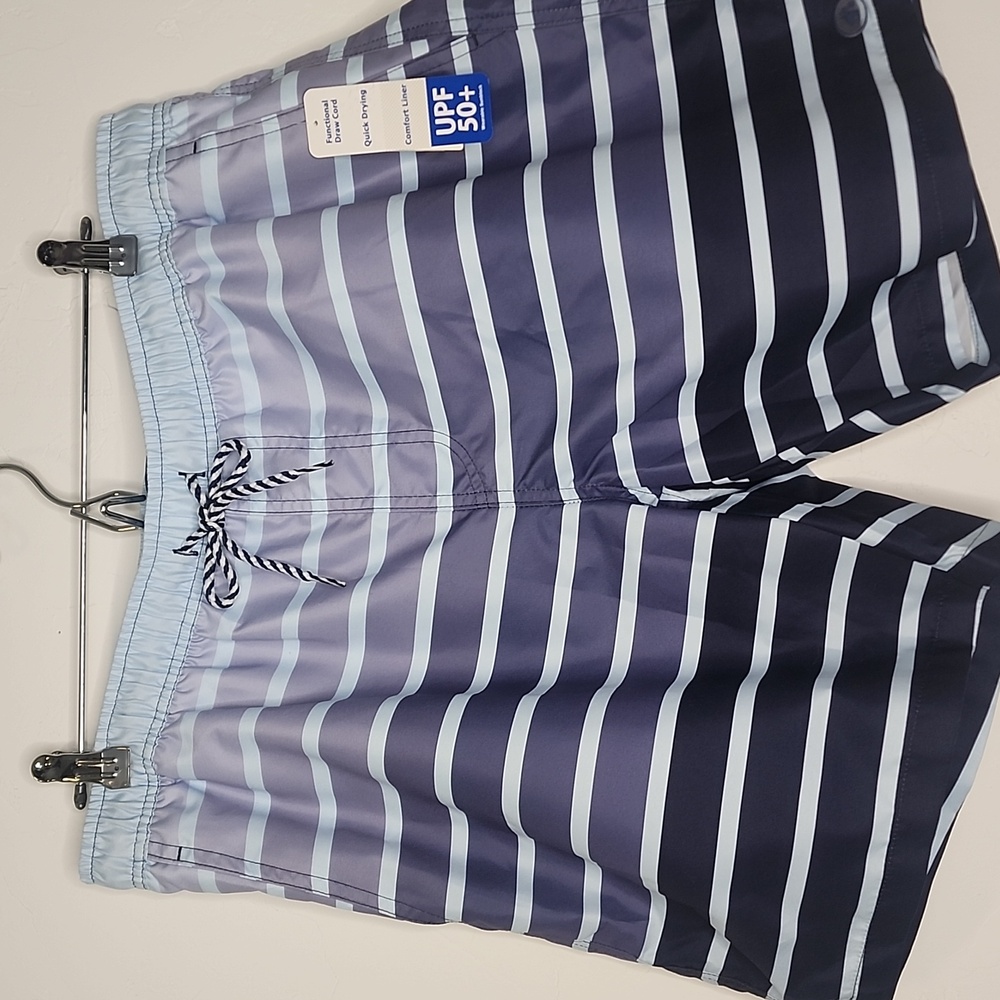Sz XL Caribbean Joe NWT Blue striped swim trunks.    B53